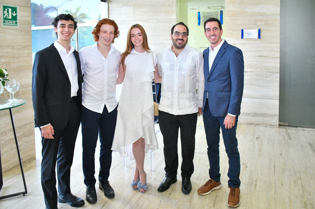 Daniel Antonio Imbert, Rafael Imbert, Camila Domínguez Imbert, Vinicio Domínguez Imbert  y Eduardo Domínguez Imbert.