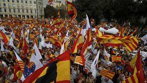 Más de 5,5 millones de catalanes convocados a comicios claves para su futuro