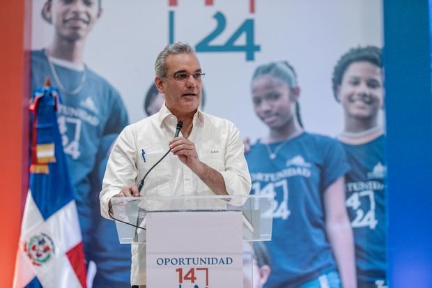 Luis Abinader.
