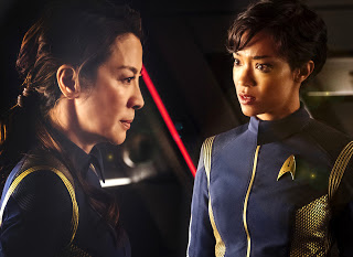 Michelle Yeoh y Martin Green en Star Trek