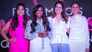 Premiación Mujeres que Brillan.