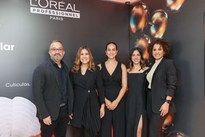 Arnaldo Rodríguez, Ámbar Hernández, Laura Brea, Verónica Vélez y Dayana Rodríguez Large.