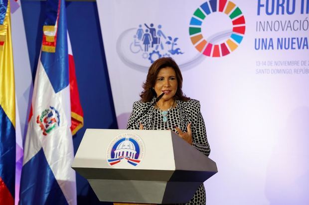 Durante el “Foro Internacional Innovación para el Desarrollo Sostenible: Una Nueva Generación de Políticas Sociales”, la vicepresidenta Margarita Cedeño, dijo que la República Dominicana muestra una mejoría en casi todos los indicadores del desarrollo social, como resultado de 15 años de políticas públicas de calidad.