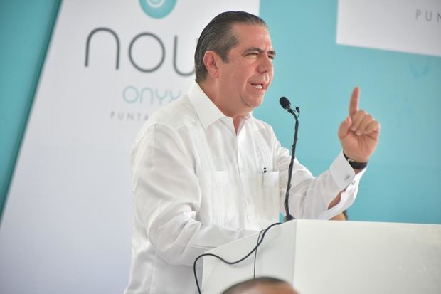 Ministro de Turismo, Francisco Javier García.