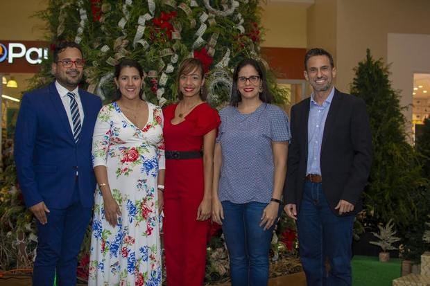 Ángel Tejada, Yuribeth Correa, Nicole Sánchez, Tamara Navarro y Rubén García.