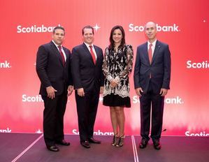 Scotiabank agasaja a sus clientes con motivo de la Navidad