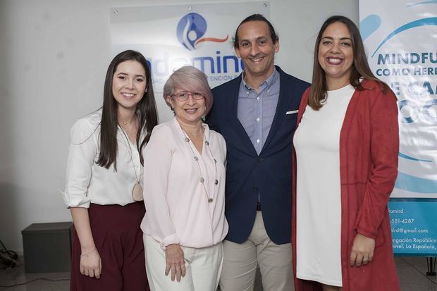 Natasha Batlle, Mercedes Carmen Estévez, Iván Morera y Ericarol Carlo.