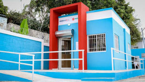 PROMESE/CAL inaugura dos "Farmacias del Pueblo" en Haina e Higüey