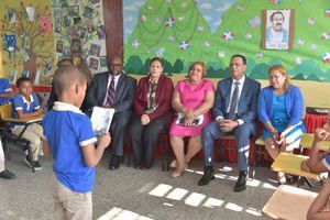 Director de USAID resalta importancia del Plan Leer en las escuelas para desarrollar a los estudiantes de RD