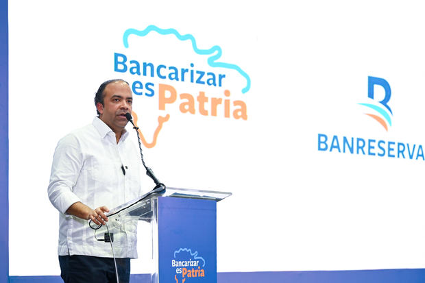 El administrador general de Banreservas, Samuel Pereyra.