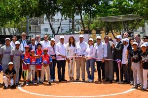 Banreservas lanza “Juega RD”con el remozamiento del Play Los Restauradores, en el Mirador Sur