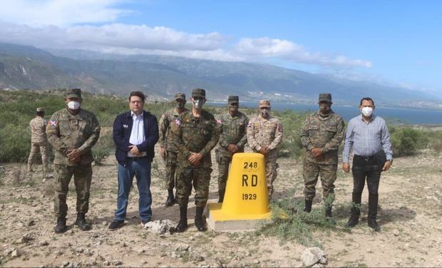 Director General de Aduanas visita puestos aduanales de la frontera con Haití.