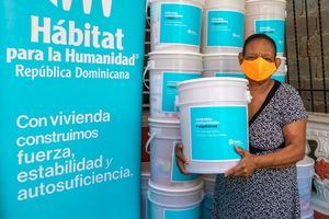 Hábitat para la Humanidad distribuye kits de higiene y vivienda saludable a más de dos mil personas