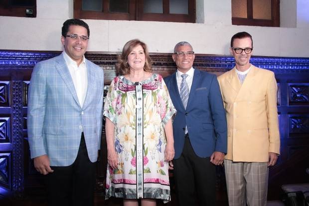 David Collado, Mirka Morales, Fidel López y Sócrates Mckinney.