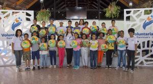 Más de 500 hijos de empleados de Banreservas concluyen talleres de pintura y reciclaje