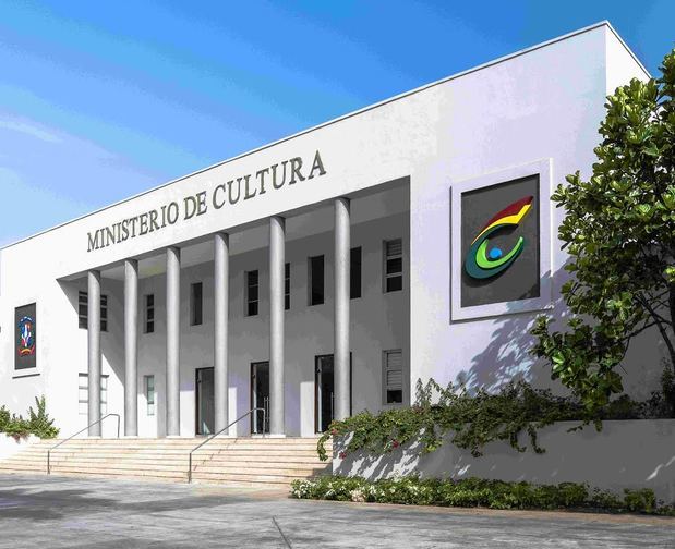 Fachada del Ministerio de Cultura.