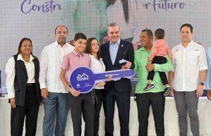 Presidente Abinader y Ministro Bonilla entregan 500 apartamentos en “Mi Vivienda Ciudad Modelo”.