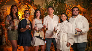 Elena González, Alba Obijo, Judith Luna, Juan Francisco Álvarez, Lisamel Trinidad y Jorge Goicoechea.