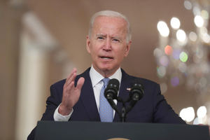 Biden se defiende y dice que opción era irse de Afganistán o aumentar tropas