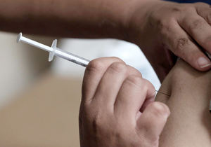 Costa Rica atraviesa nuevo pico de contagios de covid-19 pese a la vacunación