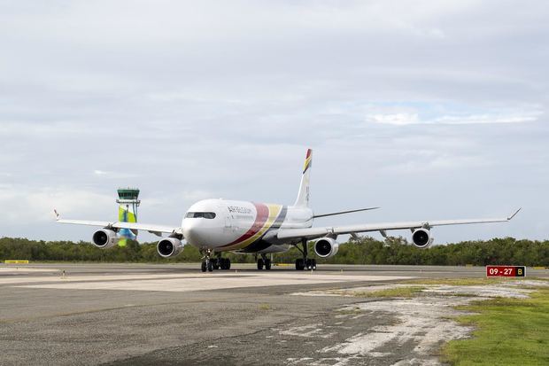 Llegada Air Belgium a Aeropuerto Internacional de Punta Cana.