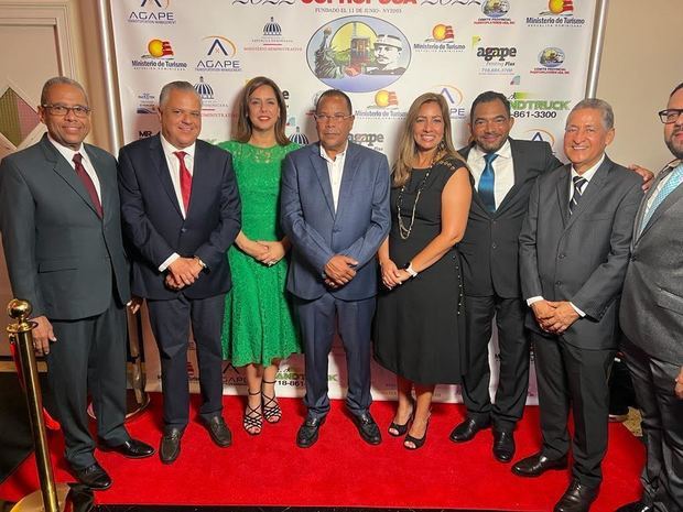 Delegación de instituciones privadas de Puerto Plata que acudió a la ciudad de Nueva York.