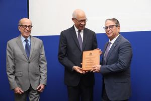 Max Puig, José Ramón Holguín y José Hernández Caamaño.