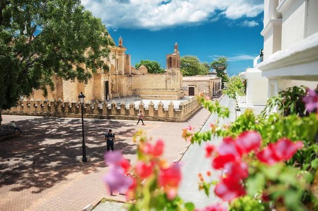 ADN dispone que Ciudad Colonial sea peatonal el sábado y el domingo.