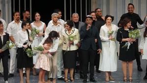 Mariposas de Acero, justo y emotivo homenaje une con éxito arte en escena e historia nacional