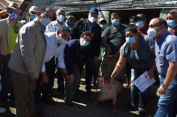 FEDA beneficia a más de cinco mil familias con programa Regreso al Campo.