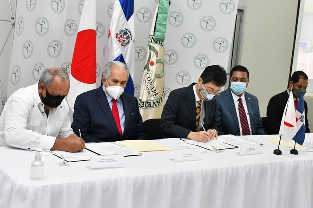 La embajada de Japón donó 92 mil 138 dólares, equivalentes a unos 5.2 millones de pesos.