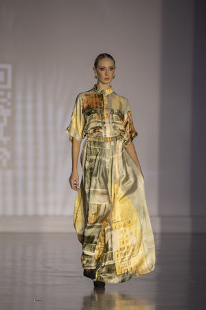 Colección Tropical Metropolis look.