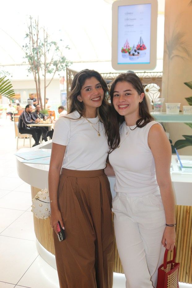 Aalayah González e Isabella Conde.