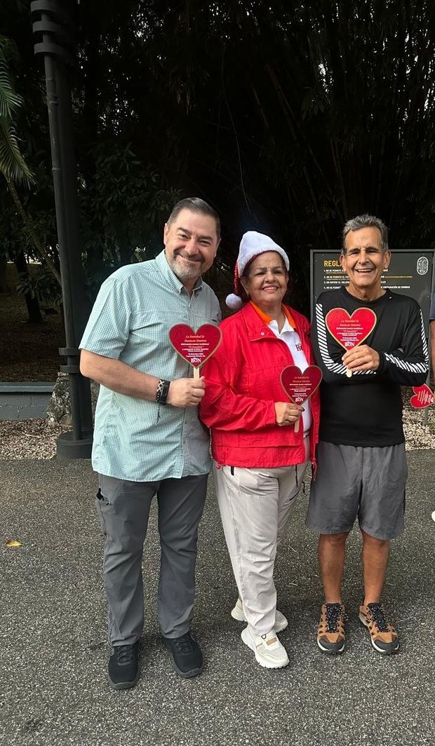 Guillermo Botero Oviedo, Ana Angélica Moreno y Jesús Moreno.