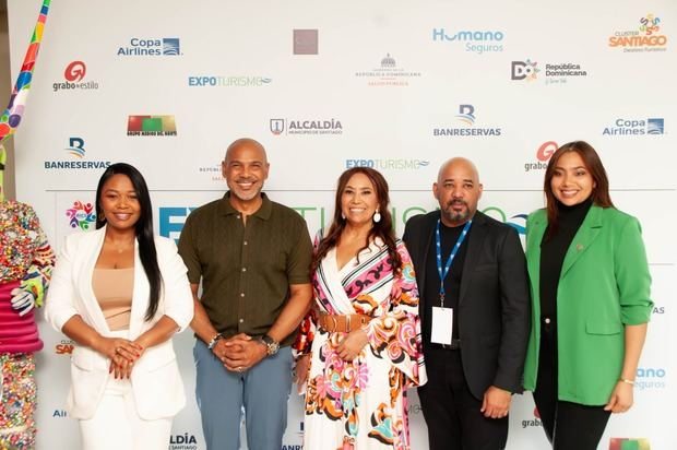 Juana Cabrera, Salvador Batista, Yomaris Gómez, Isaac Ramírez y Amelia Reyes. 
