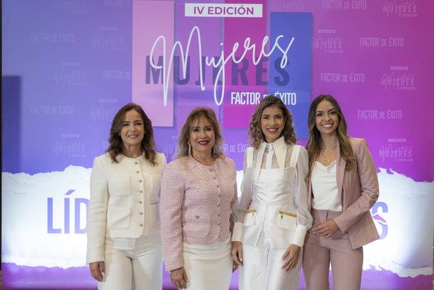 Lara Guerrero, Angie Martínez, Biviana Riveiro y Laura Peña Izquierdo.