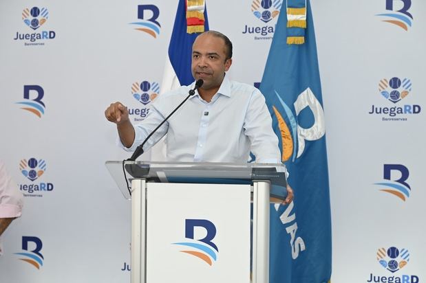 Juega RD Banreservas remoza cancha de El Manguito
