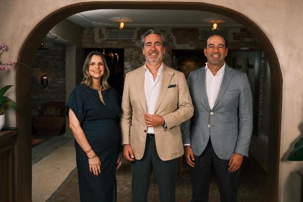 Shantal Espinal, Ignacio Calvo de Mora y Mariano González.