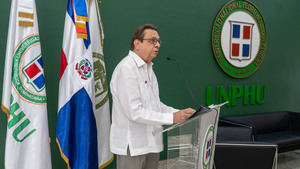 Arq. Miguel Fiallo Calderón, rector de la UNPHU.