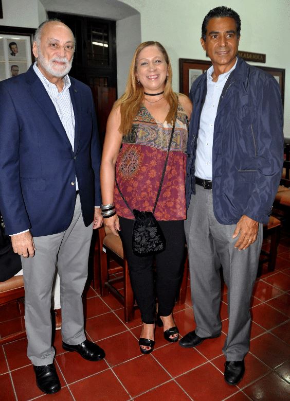 Esteban Prieto, Lucy Caamaño y Guaroa Noboa.