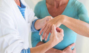 Pacientes de artritis reumatoide llaman a cumplir con las disposiciones de los organismos de salud en la pandemia