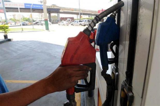Ajustes en precios de la gasolina