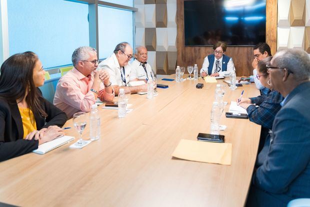 Ministerio Público sostiene encuentro para garantizar protección animal.
