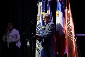 El recital reunió a autoridades culturales y representantes de instituciones vinculadas al desarrollo de las artes.