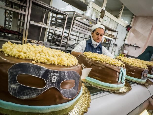La 'Tarta Osimhen', el homenaje viral de una pastelería napolitana.