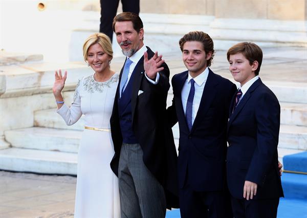 El encuentro reunió a caras muy conocidas entre los cientos de invitados, muchos de ellos familiares de los Grecia.