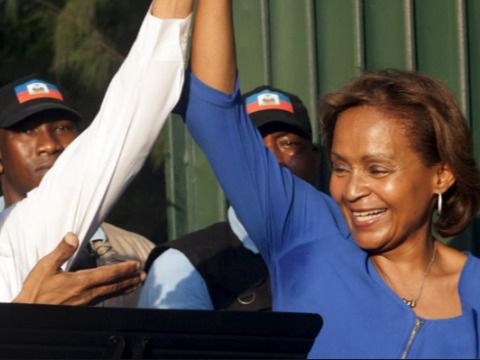 Encuestas dicen que Maryse Narcisse encabeza candidatura presidencial en Haití 
