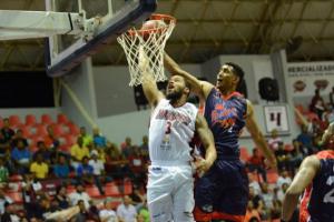 Mendoza y Solano guían a los Reales sobre Indios en LNB