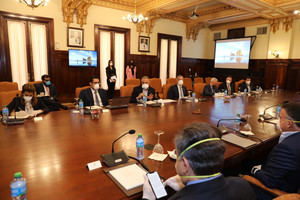 Ministro Peralta conversa con líderes empresariales sobre apertura actividades comerciales post coronavirus