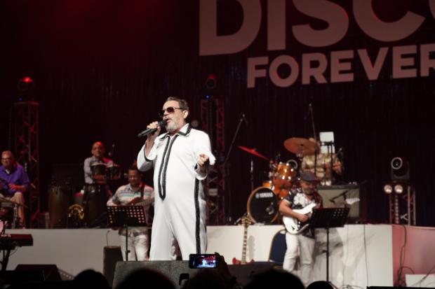 Disco Forever, un exitoso recorrido musical por los años 70 
 